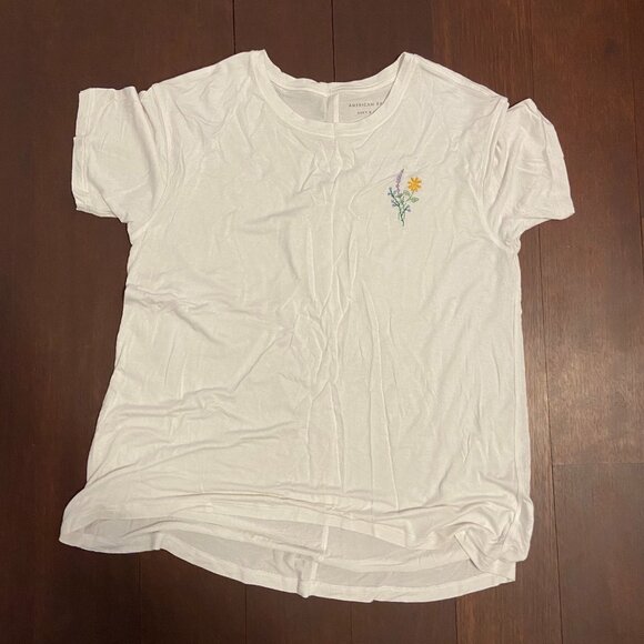 White Oversized Short Sleeve - Picture 1 of 3